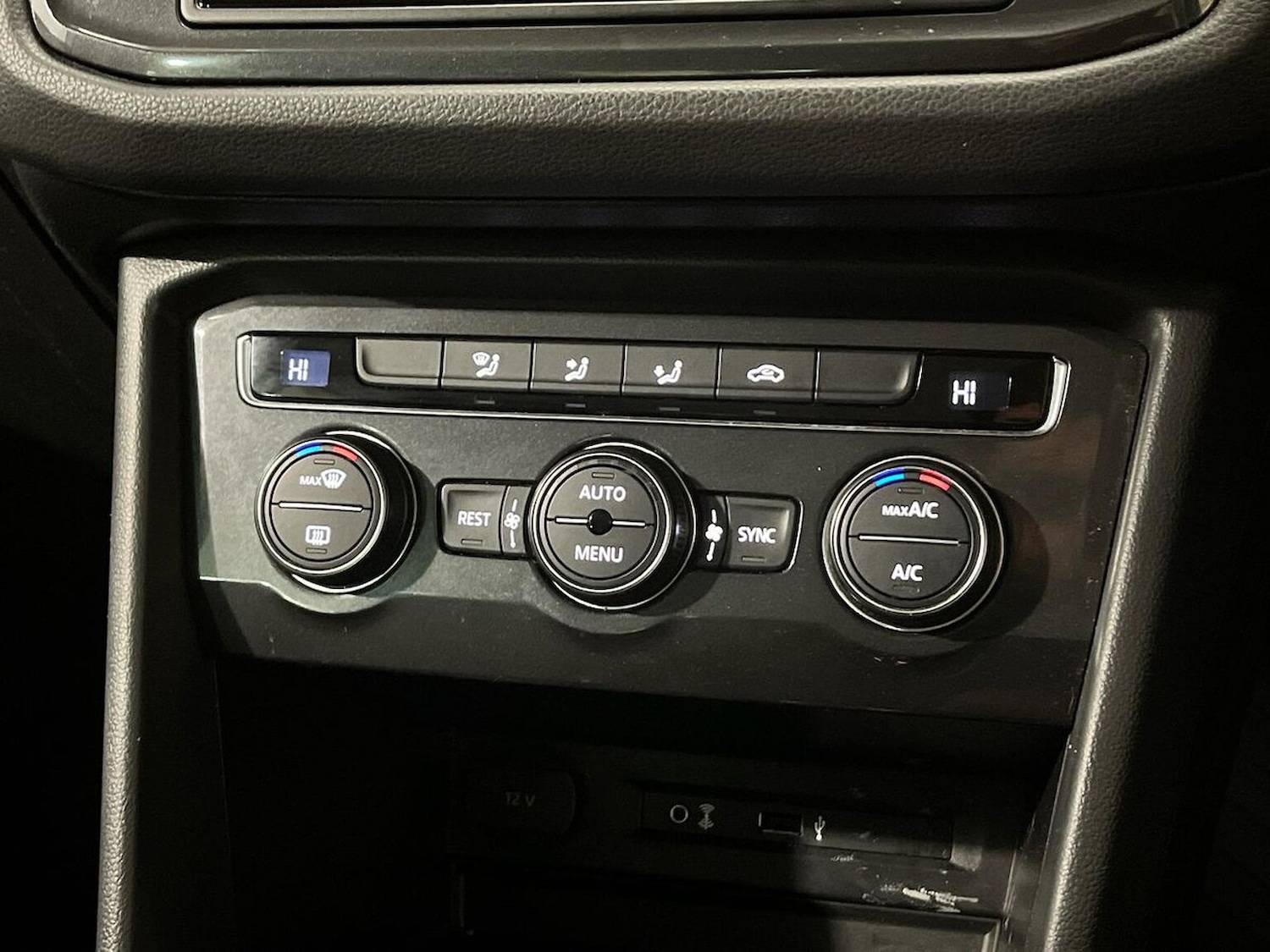 Used Volkswagen Tiguan 2017 for sale - 76706413: Photo 12