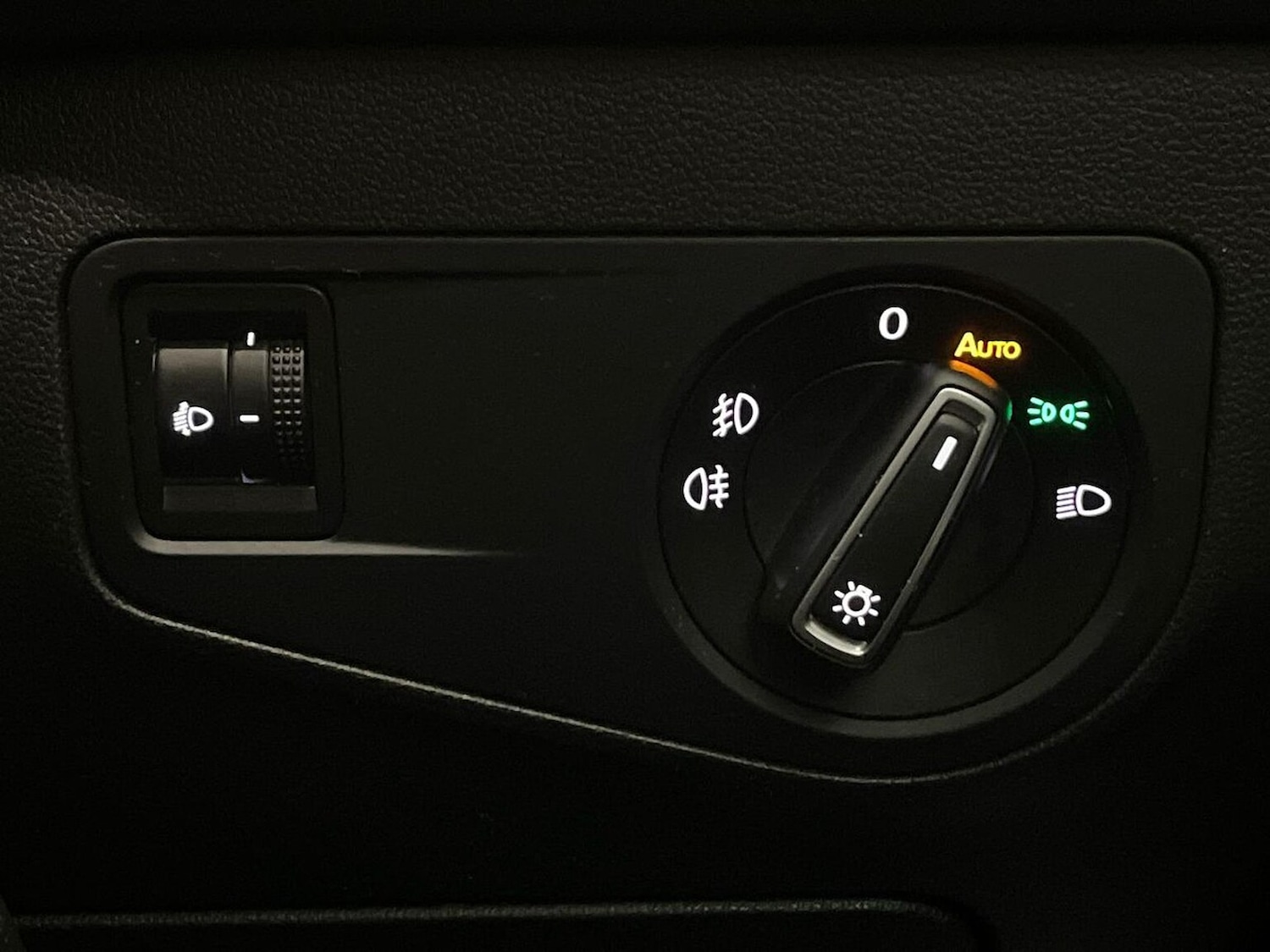 Used Volkswagen Tiguan 2017 for sale - 76706413: Photo 22