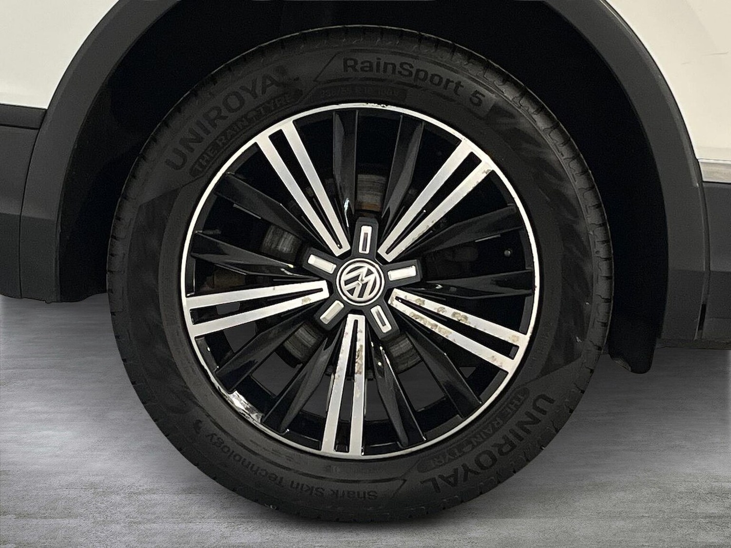 Used Volkswagen Tiguan 2017 for sale - 76706413: Photo 6