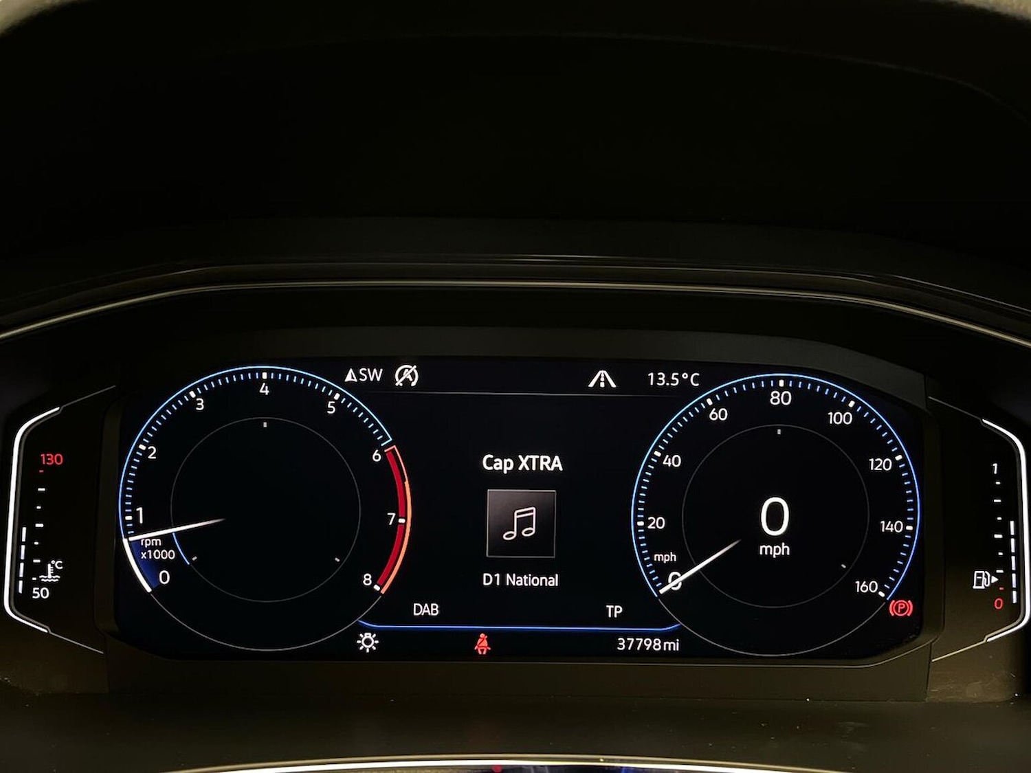 Used Volkswagen T-Roc 2018 for sale - 76232797: Photo 10