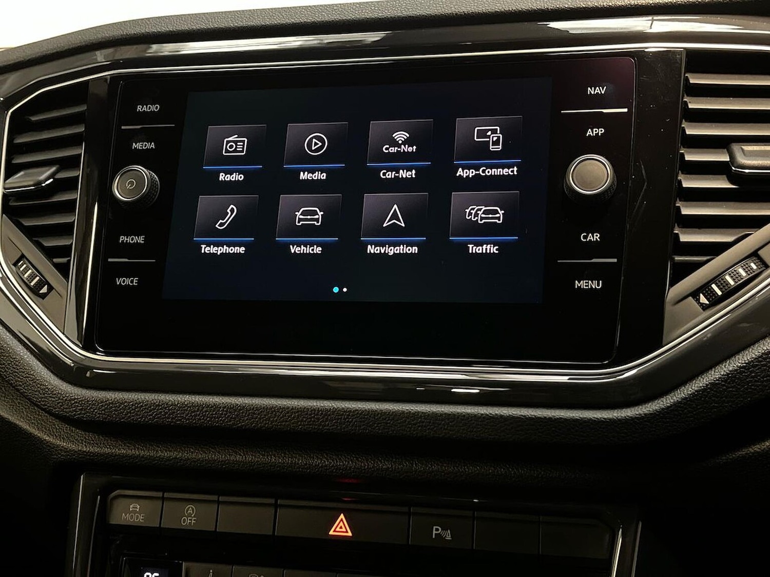 Used Volkswagen T-Roc 2018 for sale - 76232797: Photo 11