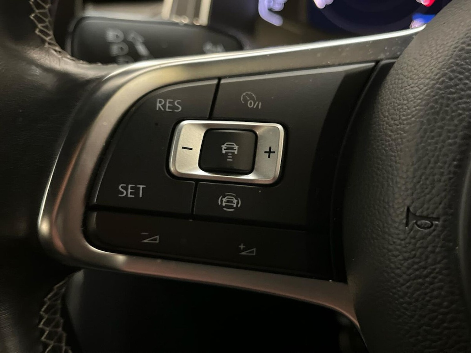 Used Volkswagen T-Roc 2018 for sale - 76232797: Photo 27