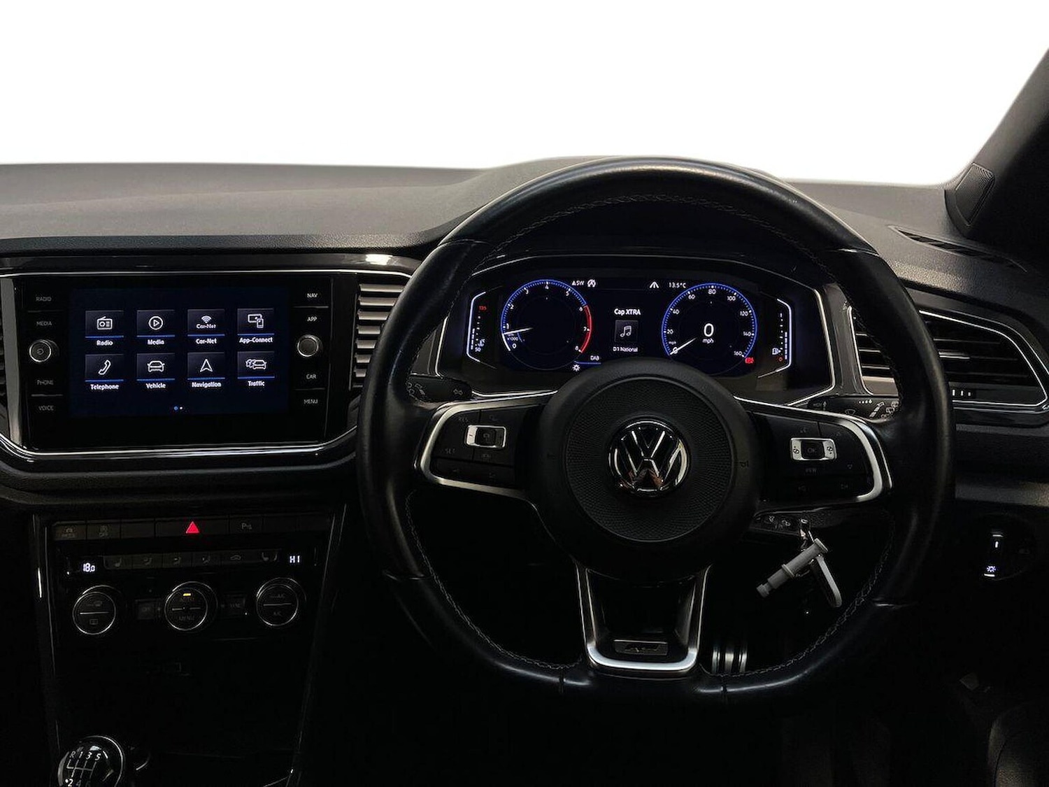 Used Volkswagen T-Roc 2018 for sale - 76232797: Photo 9