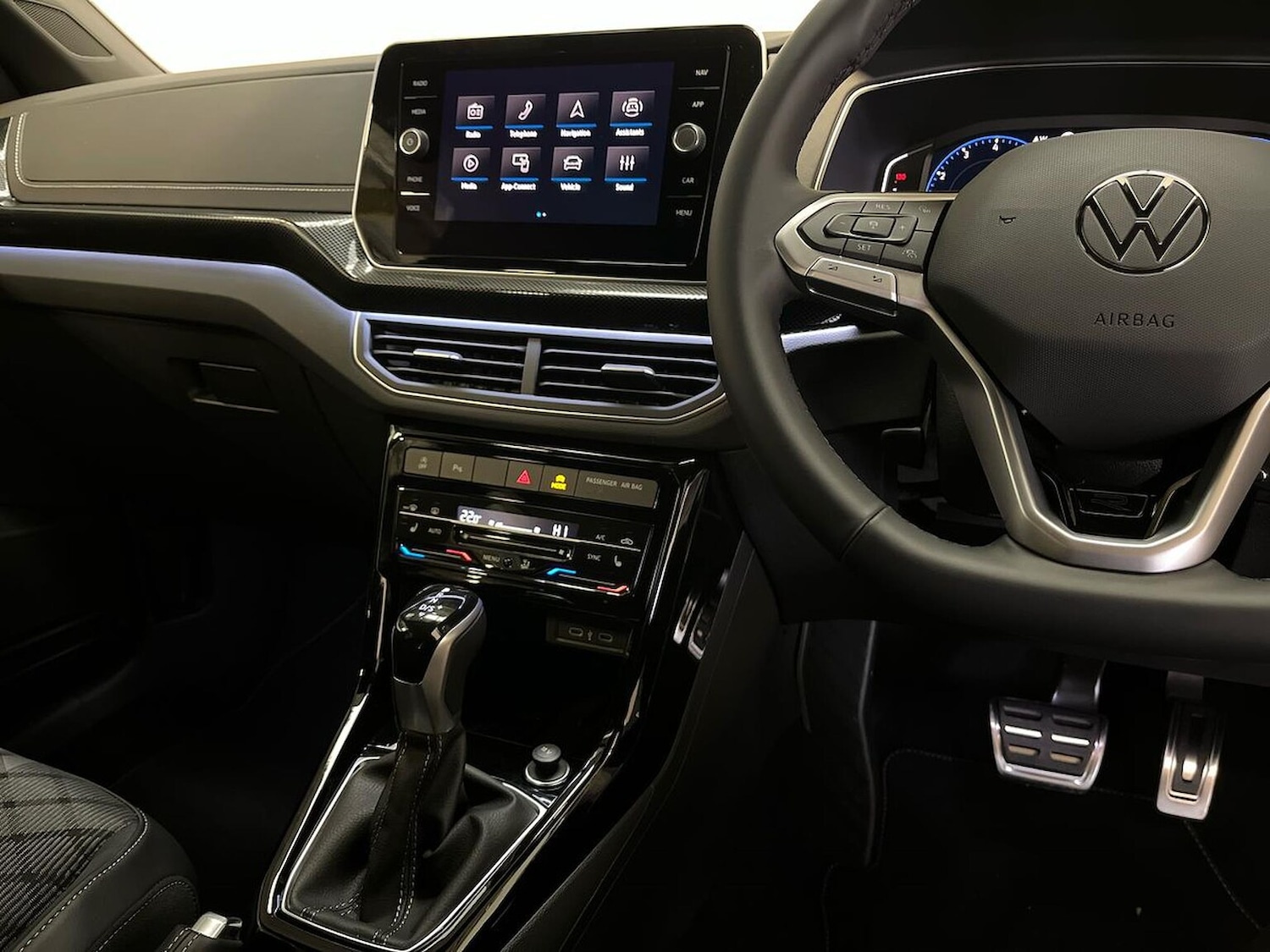 Used Volkswagen T-Cross 2025 for sale - 76288578: Photo 13