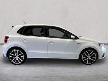 Used Volkswagen Polo 2017 for sale - 79430275: Photo