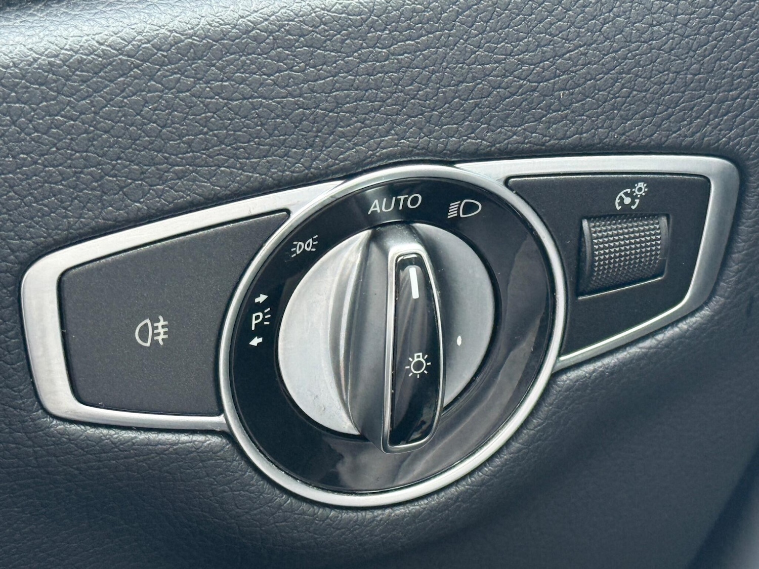 Used Mercedes-Benz A-Class 2019 for sale - 76499870: Photo 33