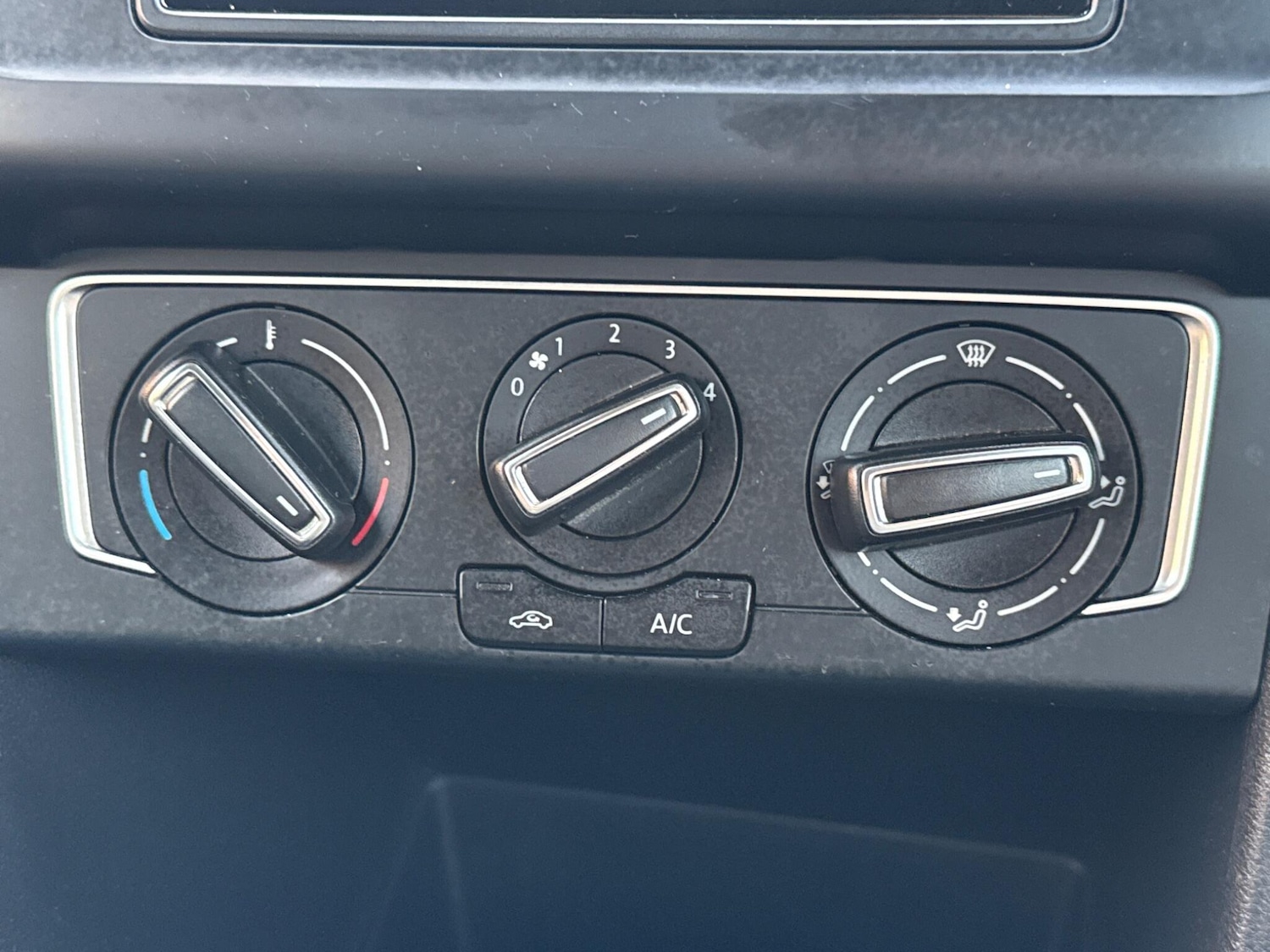 Used Volkswagen Polo 2016 for sale - 76935979: Photo 23