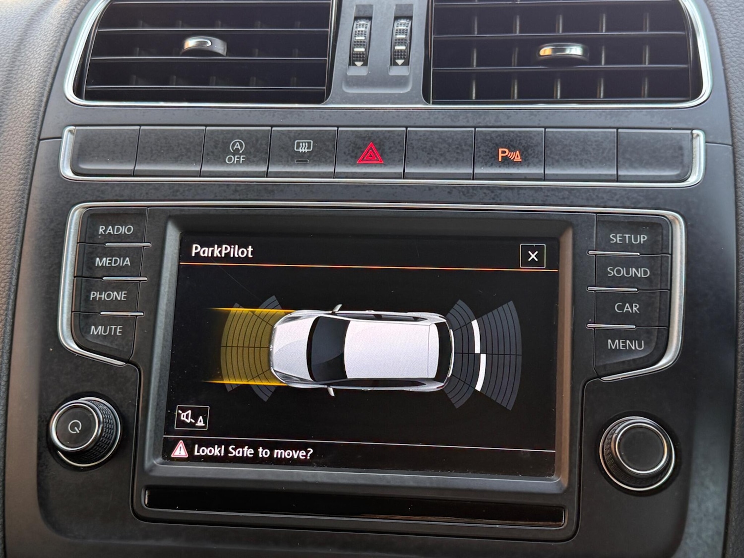 Used Volkswagen Polo 2016 for sale - 76935979: Photo 35