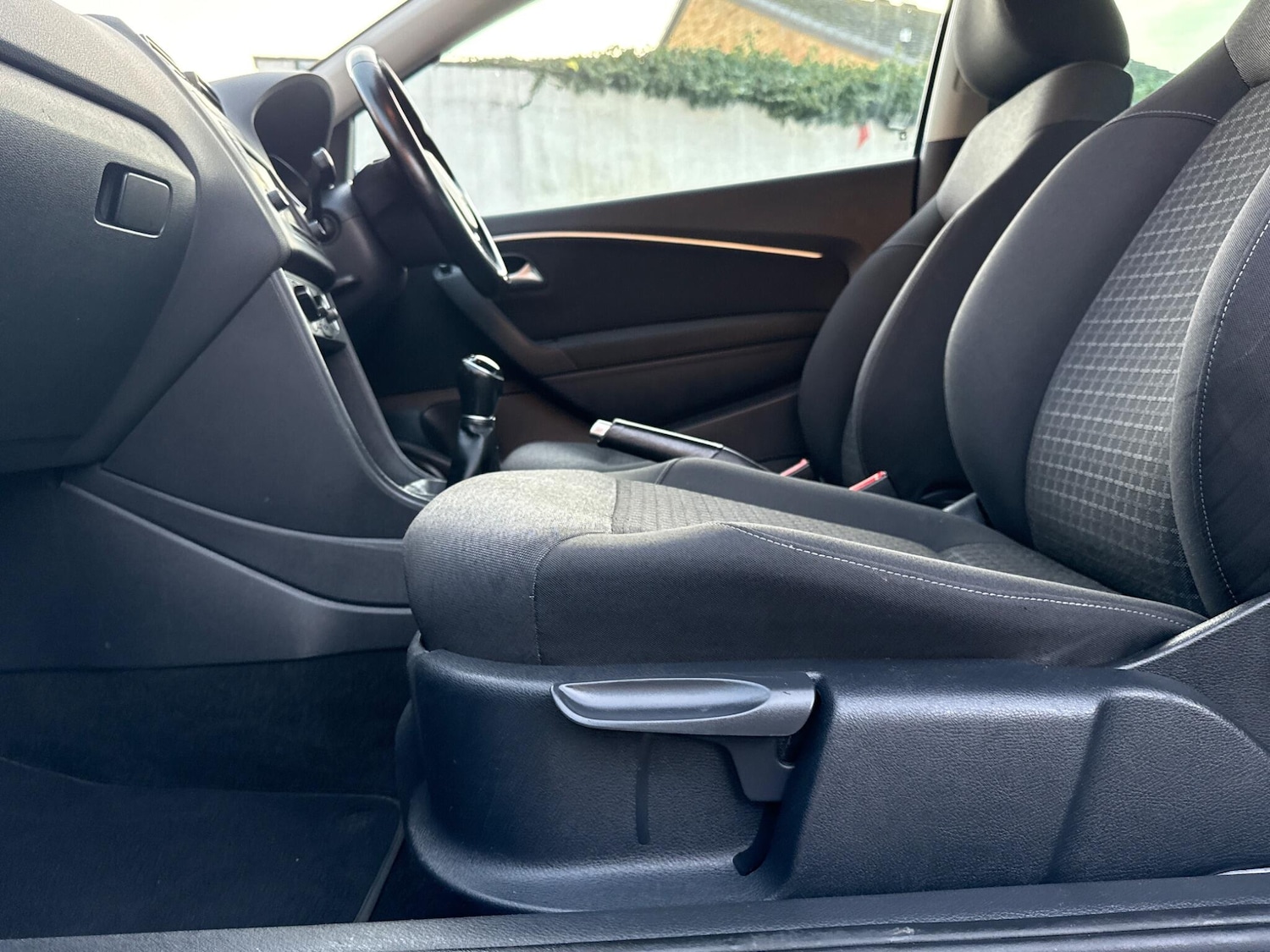 Used Volkswagen Polo 2016 for sale - 76935979: Photo 37