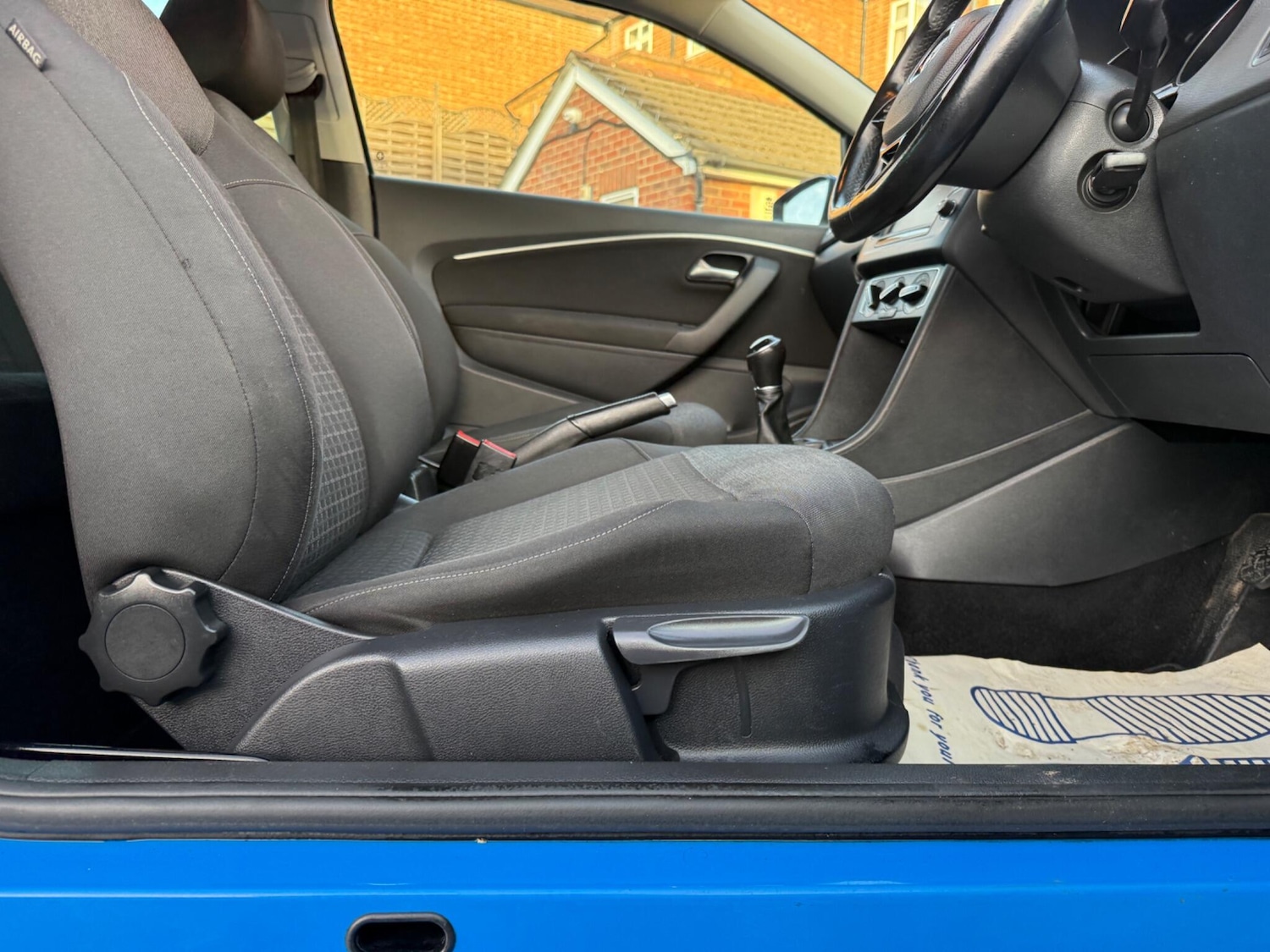 Used Volkswagen Polo 2016 for sale - 76935979: Photo 41