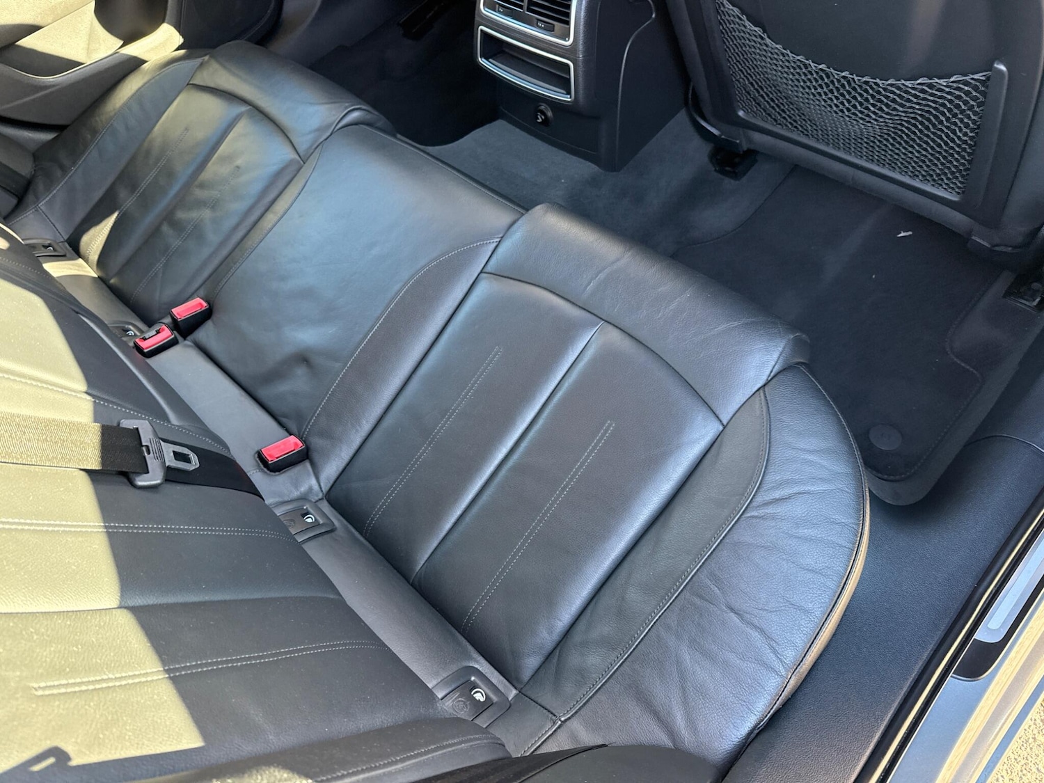 Used Audi A6 Saloon for sale - 77970452: Photo 29