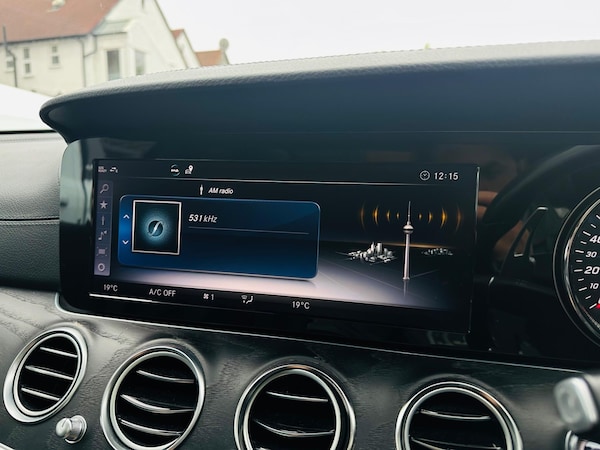 Used Mercedes-Benz E-Class for sale - 76226703: Photo 38