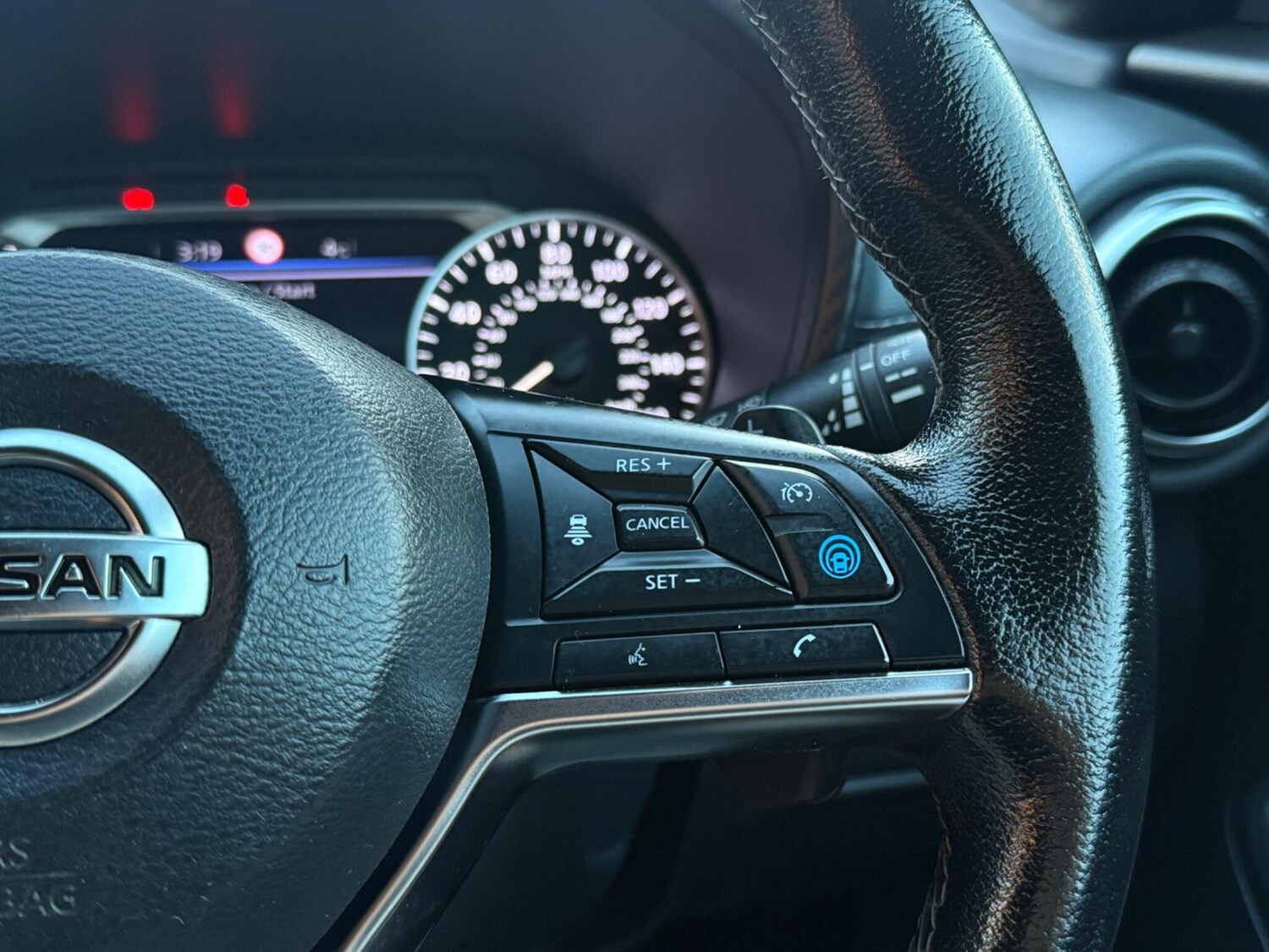 Used Nissan Juke 2021 for sale - 77039790: Photo 39