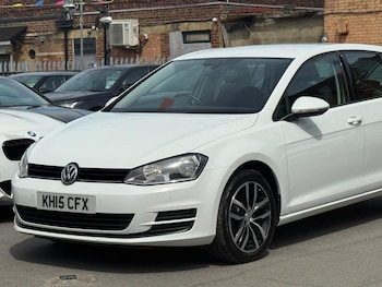 Used Volkswagen Golf 2015 for sale - 75030918: Photo