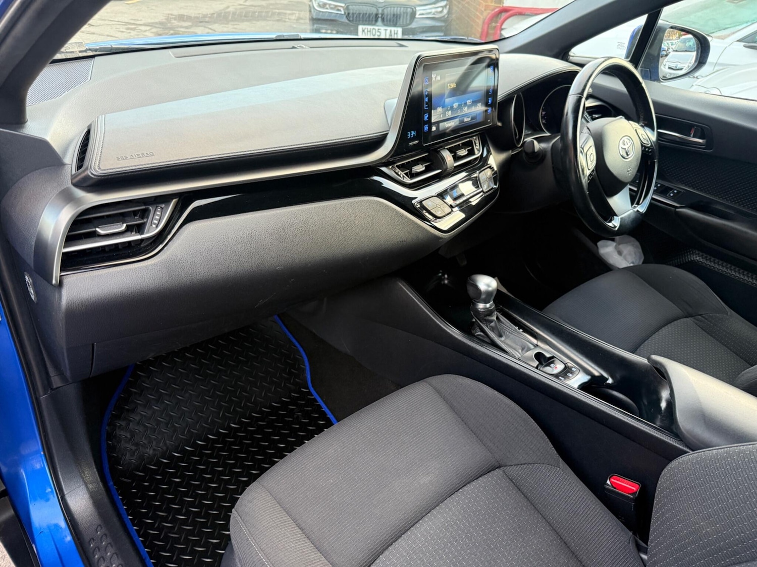 Used Toyota C-HR 2017 for sale - 76714875: Photo 28