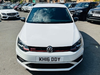 Used Volkswagen Polo 2016 for sale - 75414314: Photo