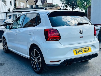 Used Volkswagen Polo 2016 for sale - 75414314: Photo