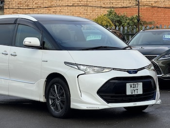 Used Toyota Estima 2017 for sale - 77400397: Photo