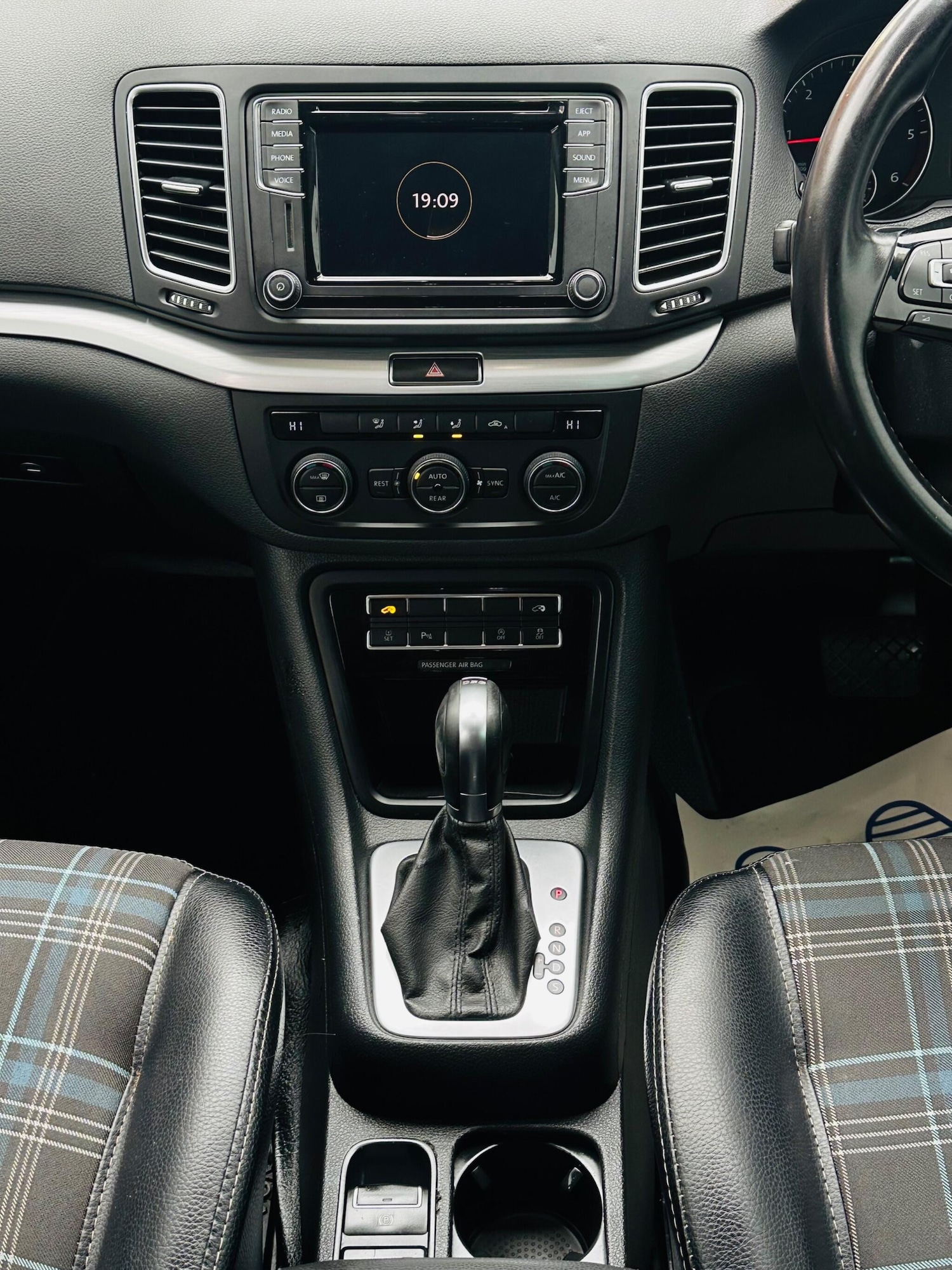 Used Volkswagen Sharan 2019 for sale - 76572315: Photo 15