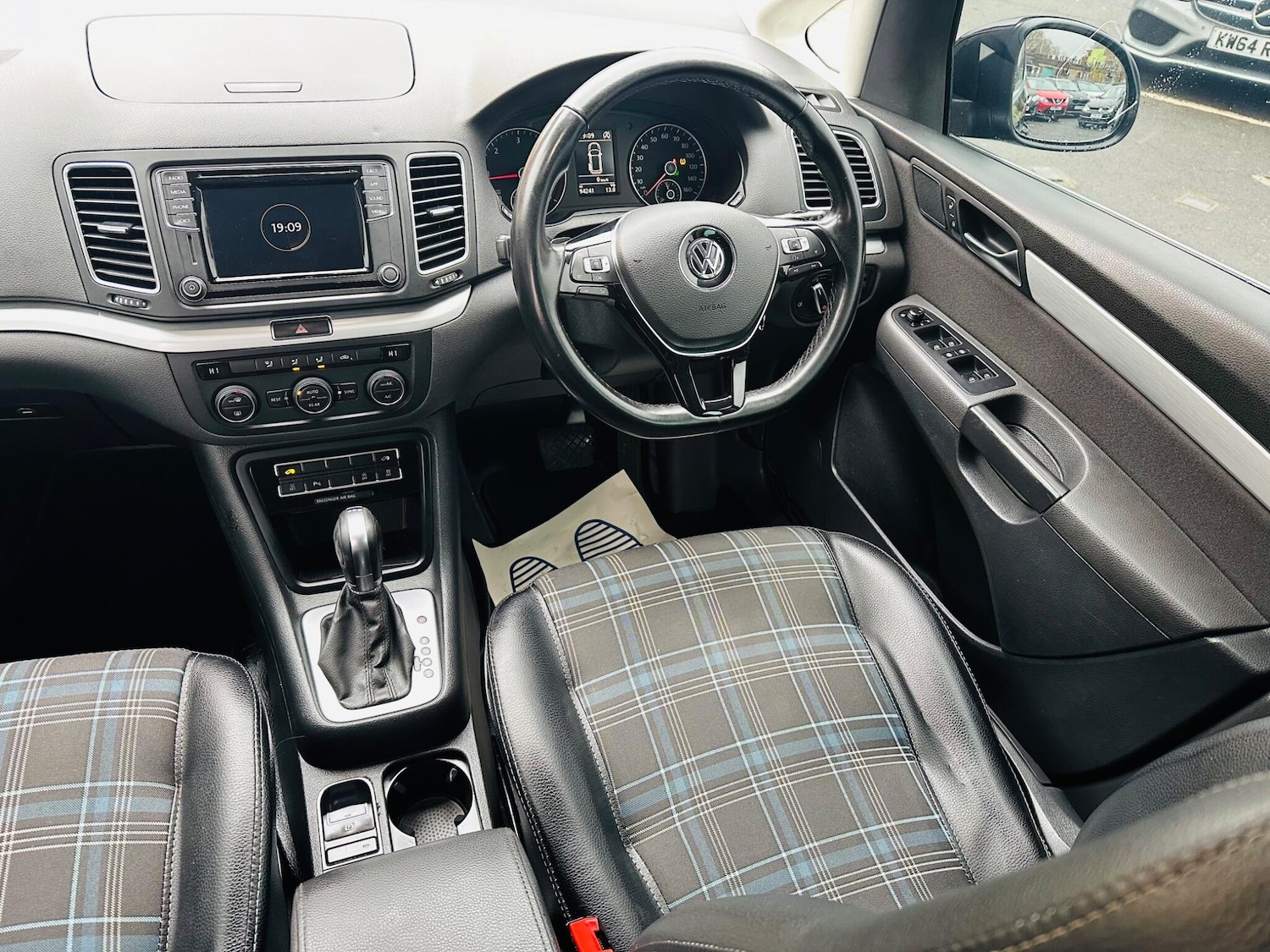 Used Volkswagen Sharan 2019 for sale - 76572315: Photo 16