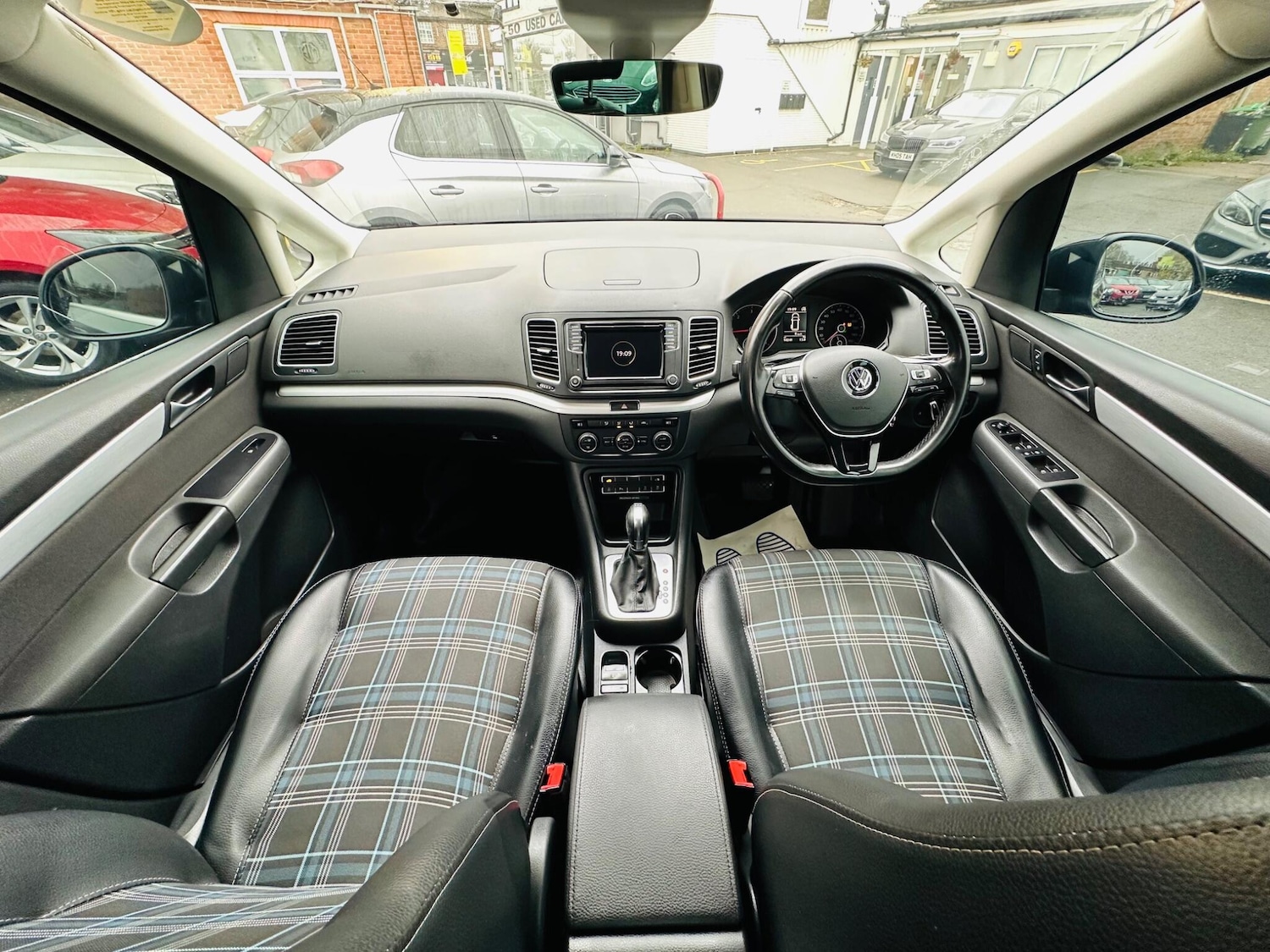 Used Volkswagen Sharan 2019 for sale - 76572315: Photo 17