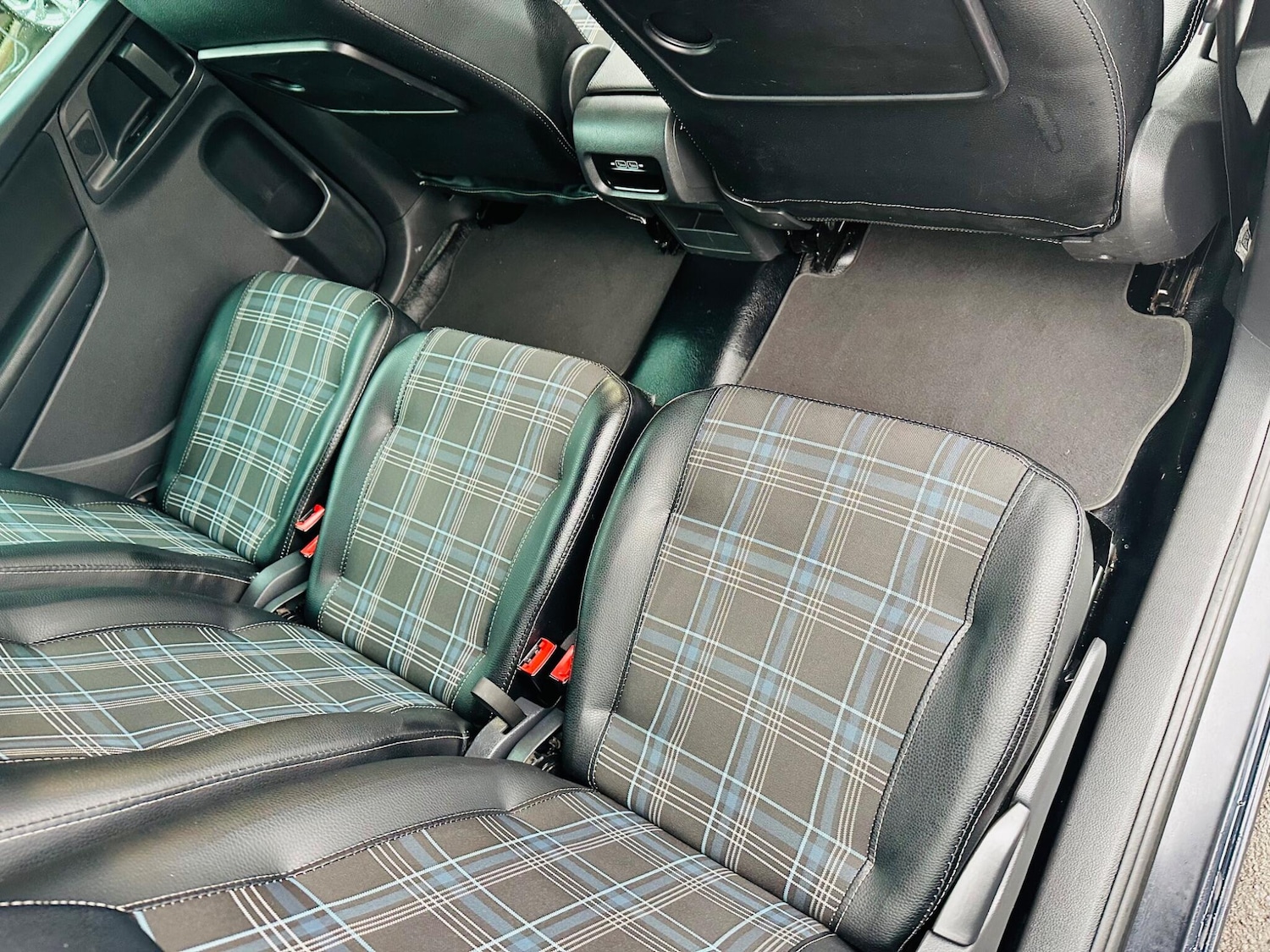 Used Volkswagen Sharan 2019 for sale - 76572315: Photo 25