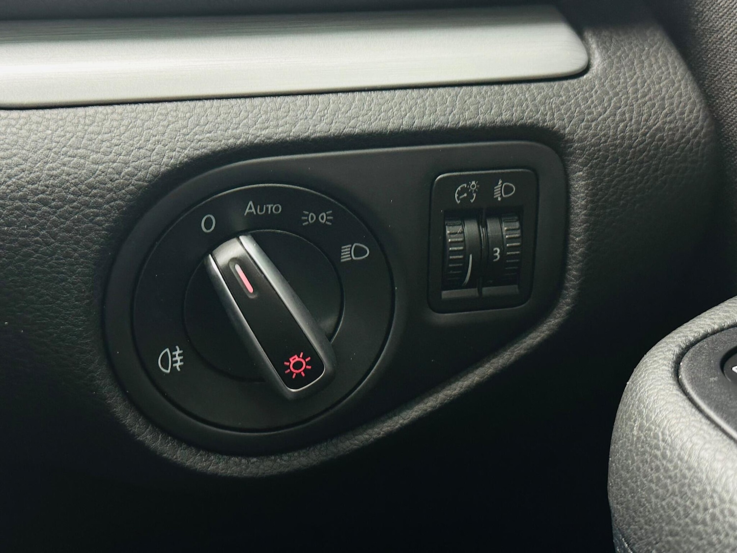 Used Volkswagen Sharan 2019 for sale - 76572315: Photo 29