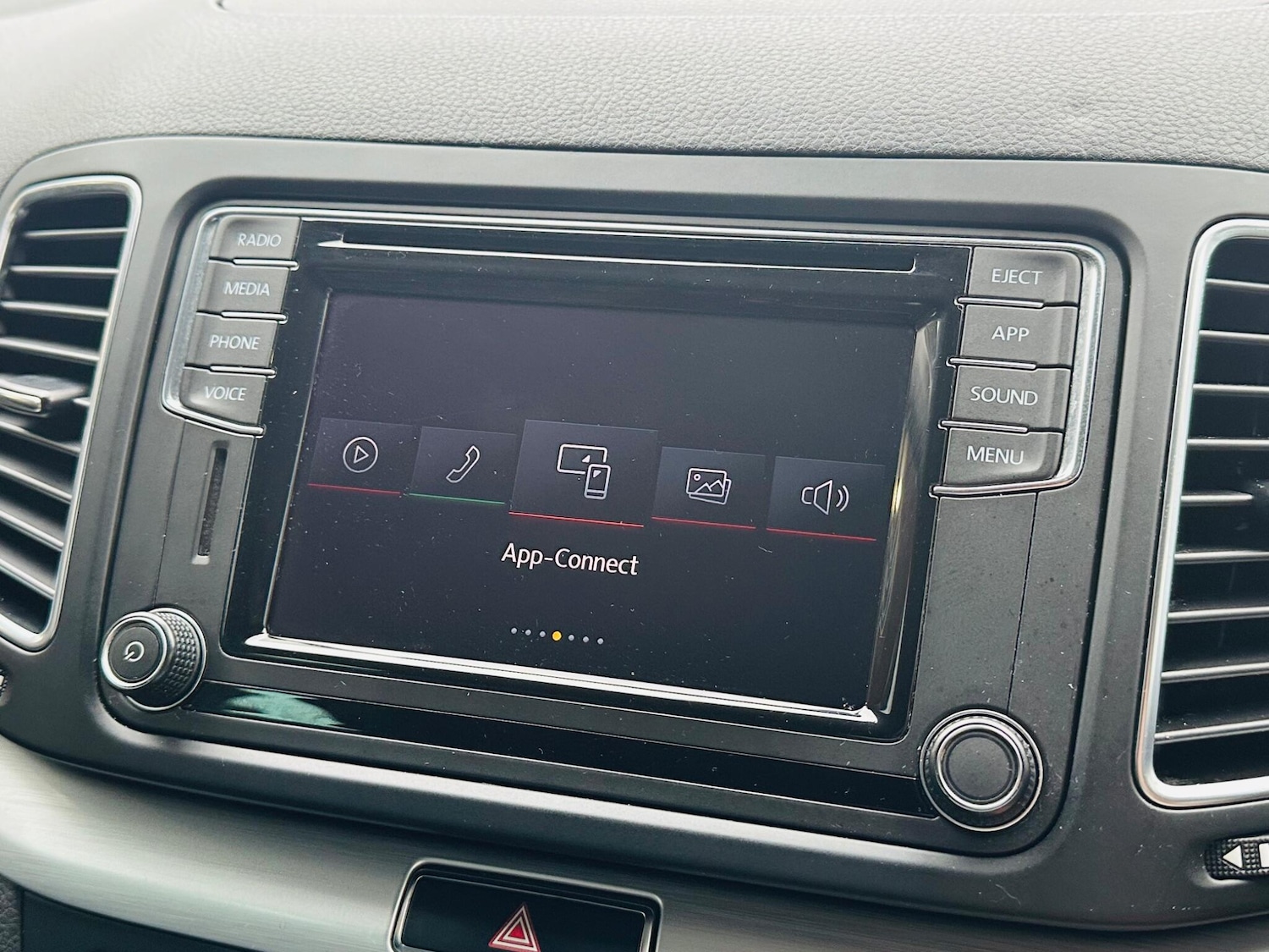 Used Volkswagen Sharan 2019 for sale - 76572315: Photo 38