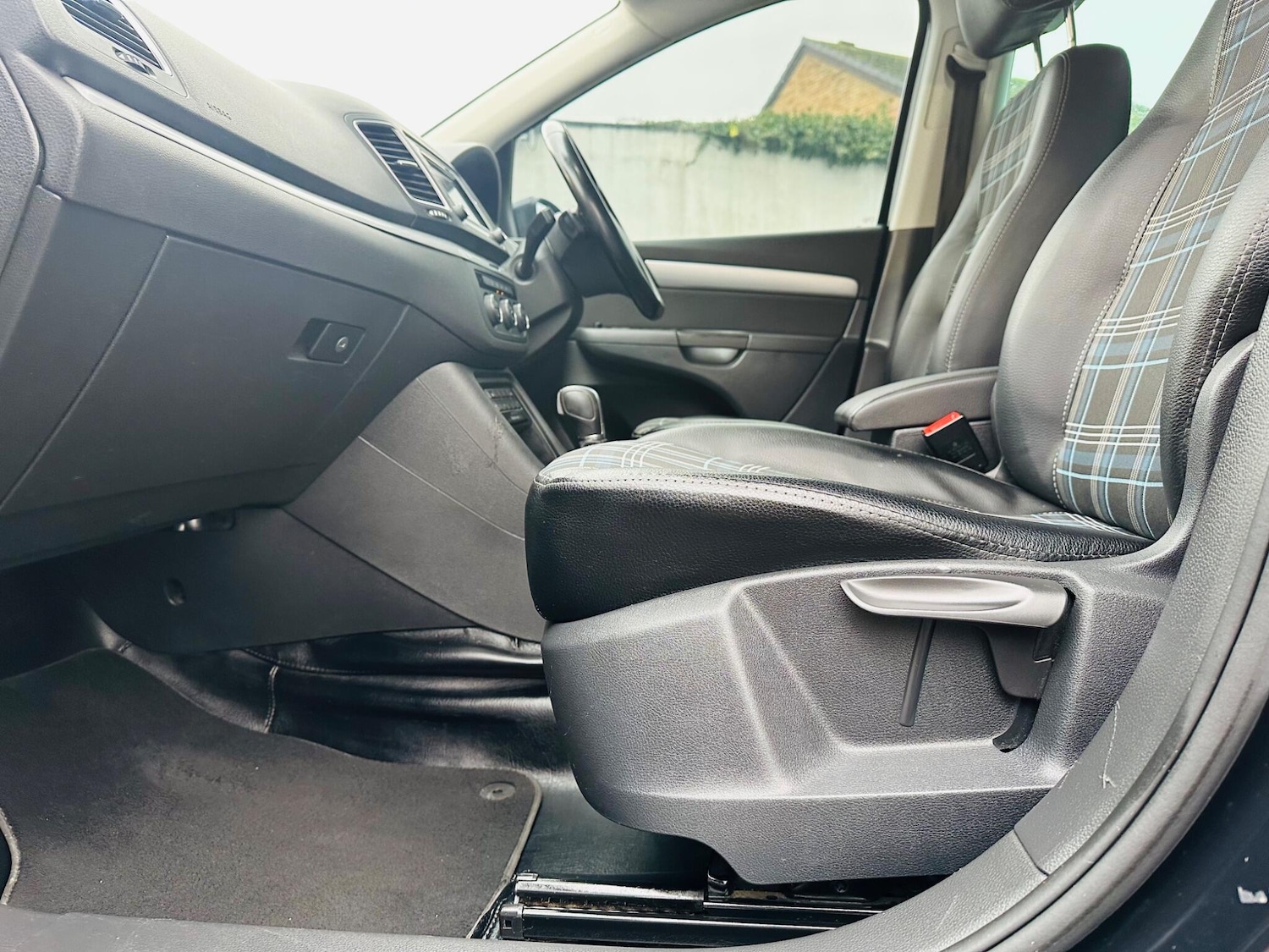 Used Volkswagen Sharan 2019 for sale - 76572315: Photo 47