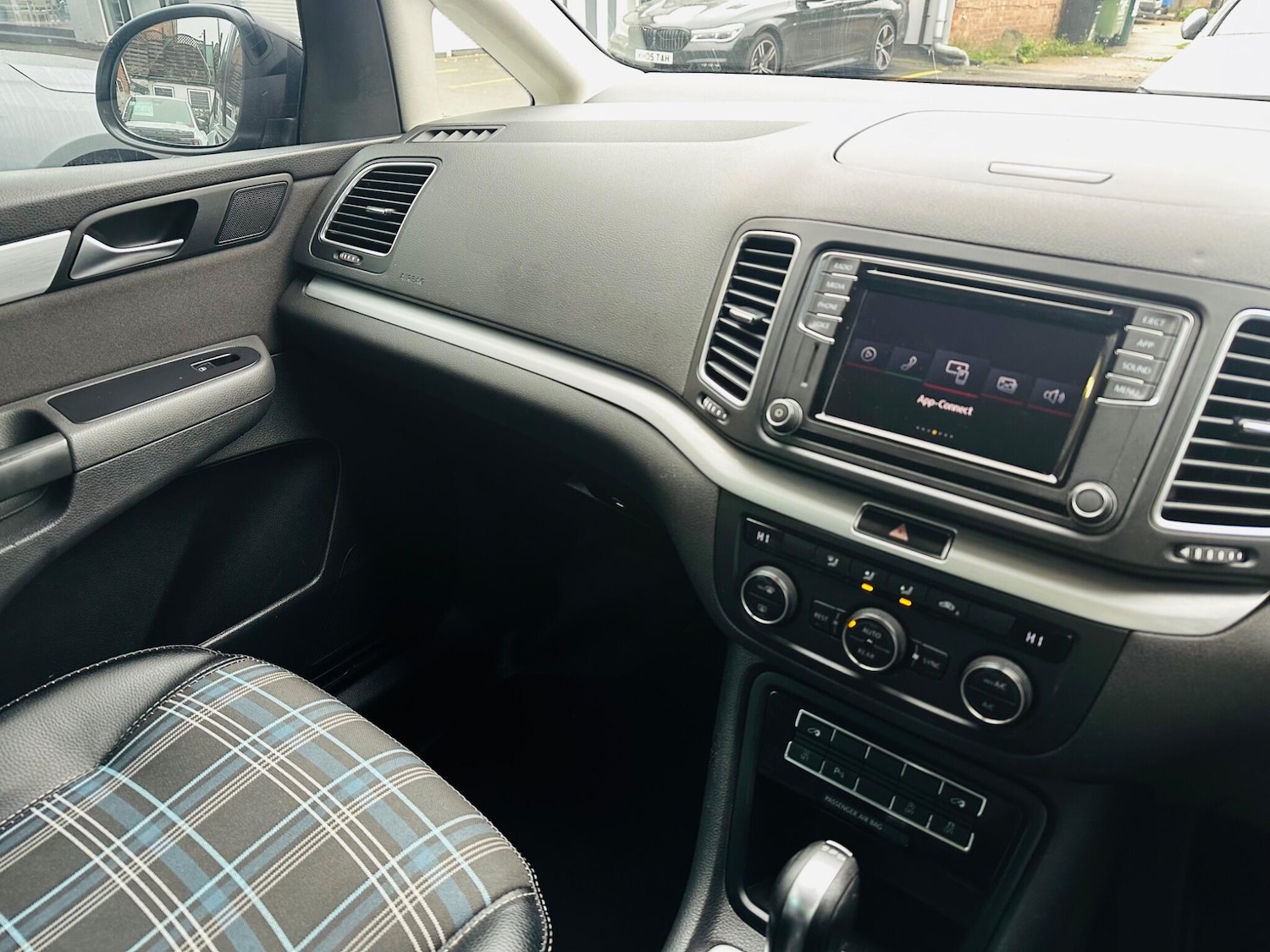 Used Volkswagen Sharan 2019 for sale - 76572315: Photo 52