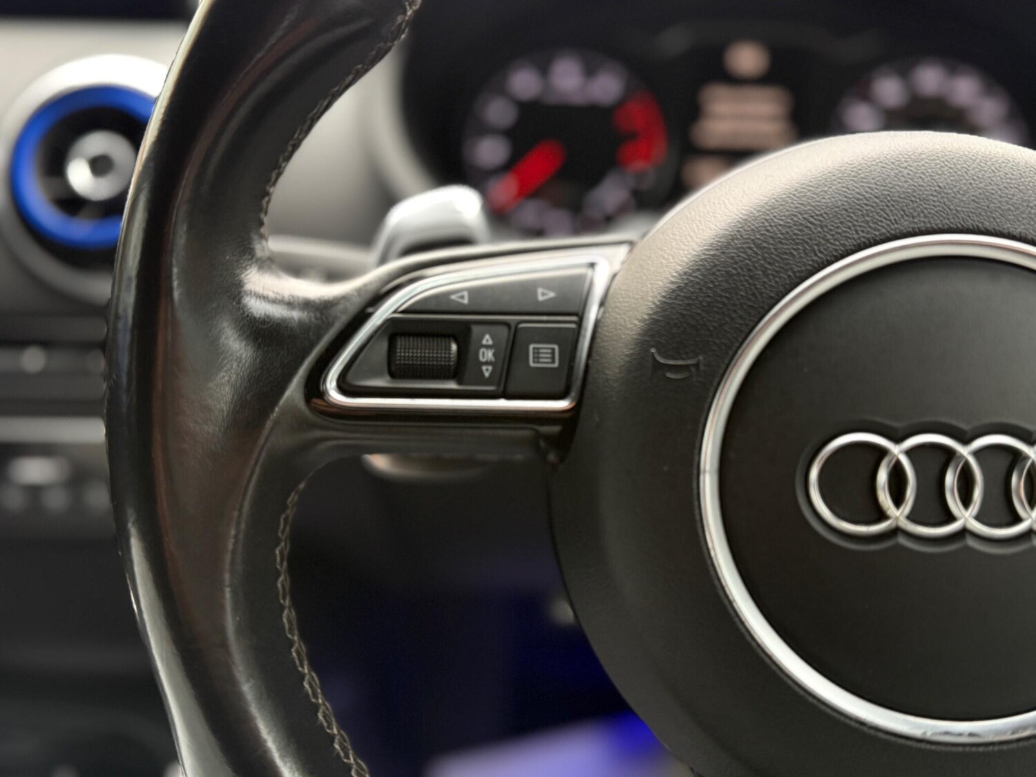 Used Audi RS3 2016 for sale - 78006492: Photo 40