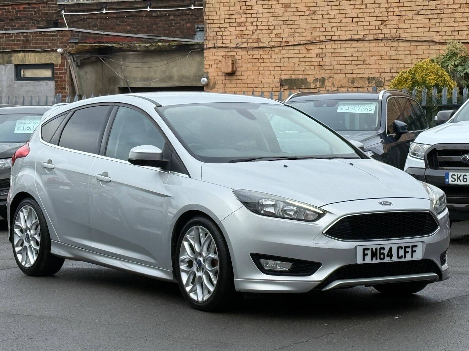 Used Ford Focus for sale - 76727122: Photo 1