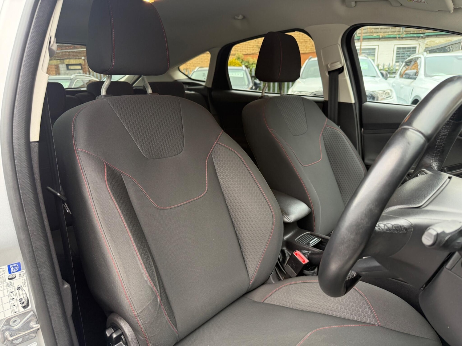 Used Ford Focus for sale - 76727122: Photo 20