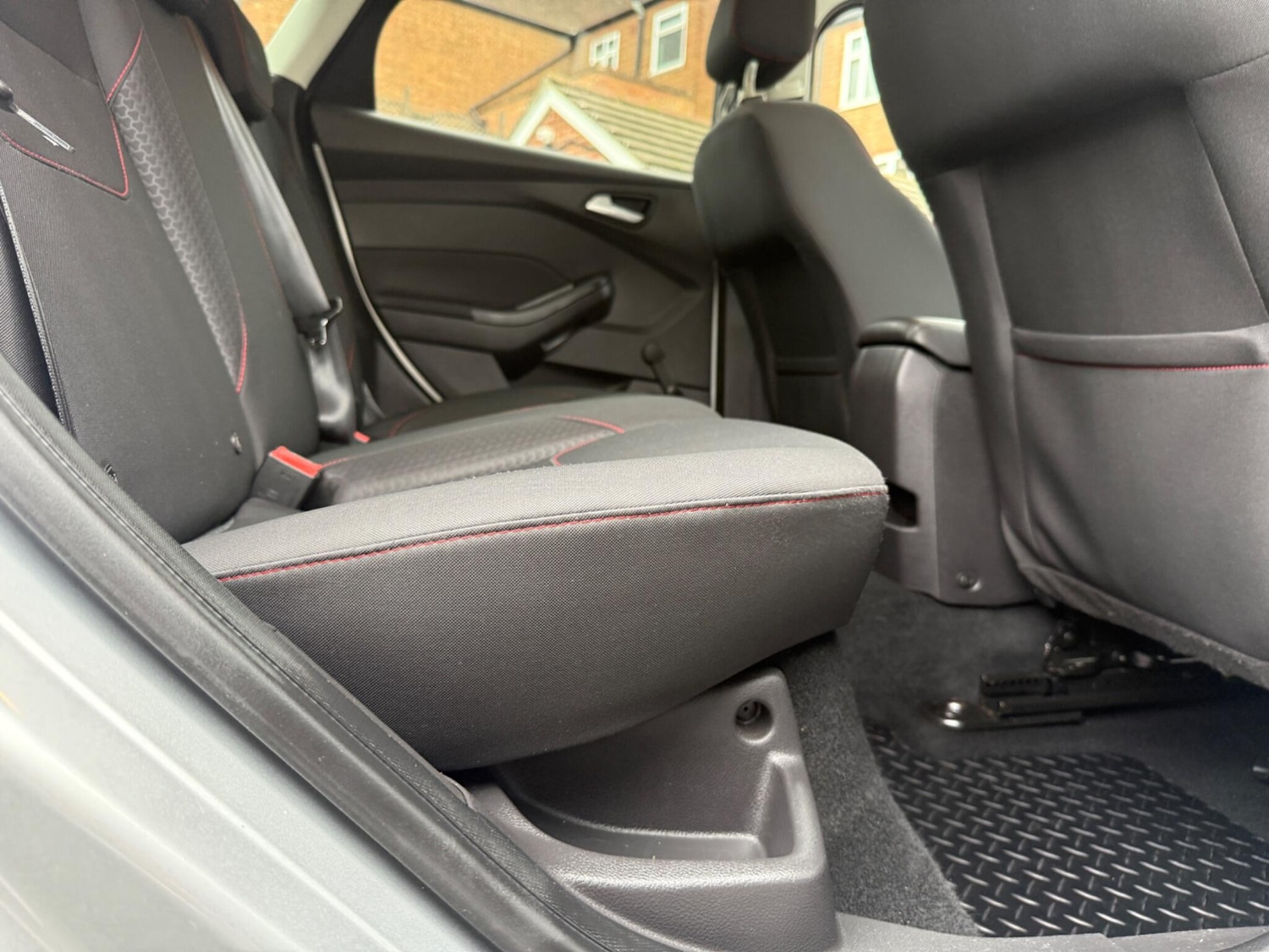 Used Ford Focus for sale - 76727122: Photo 25