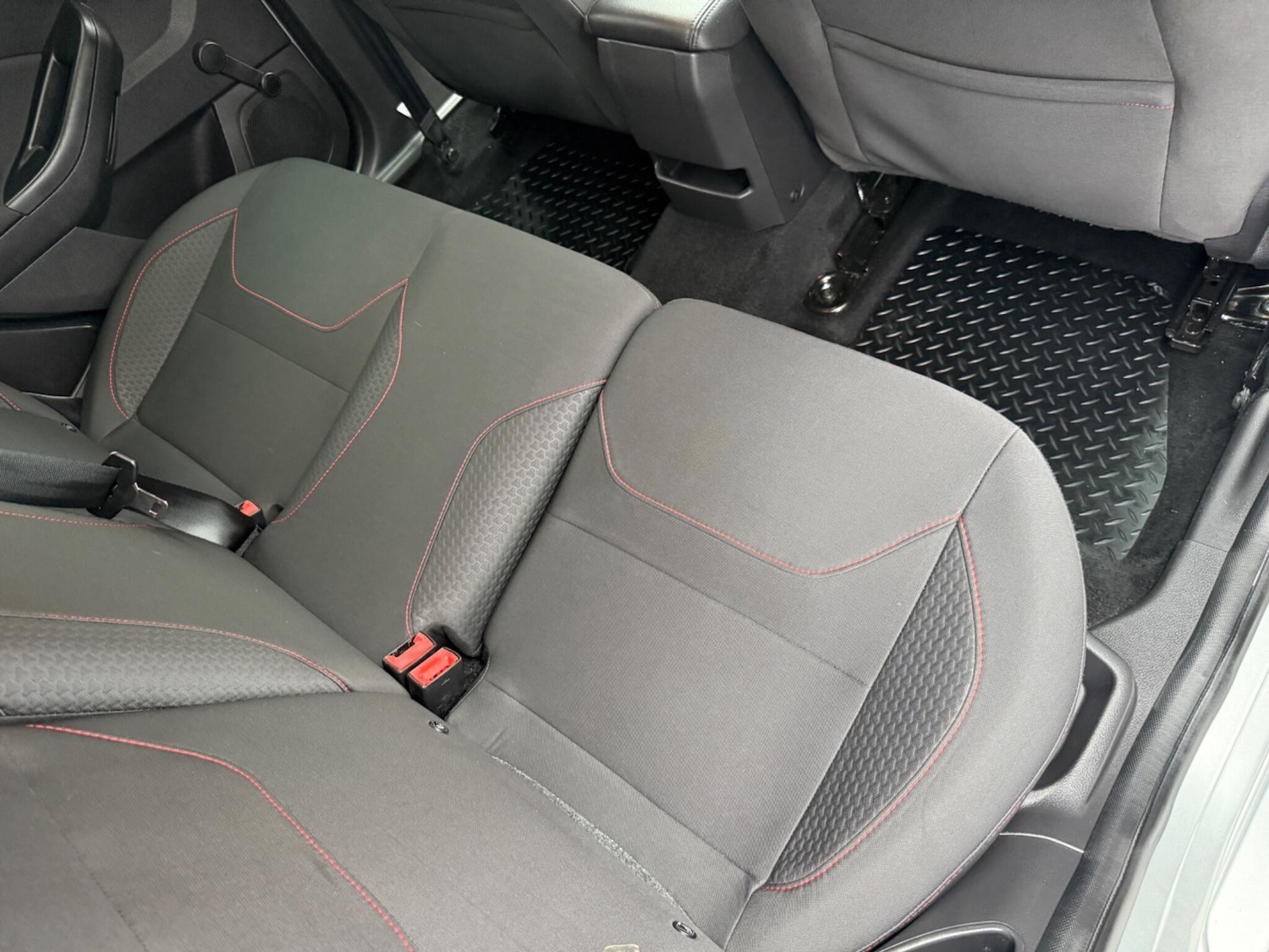 Used Ford Focus for sale - 76727122: Photo 26