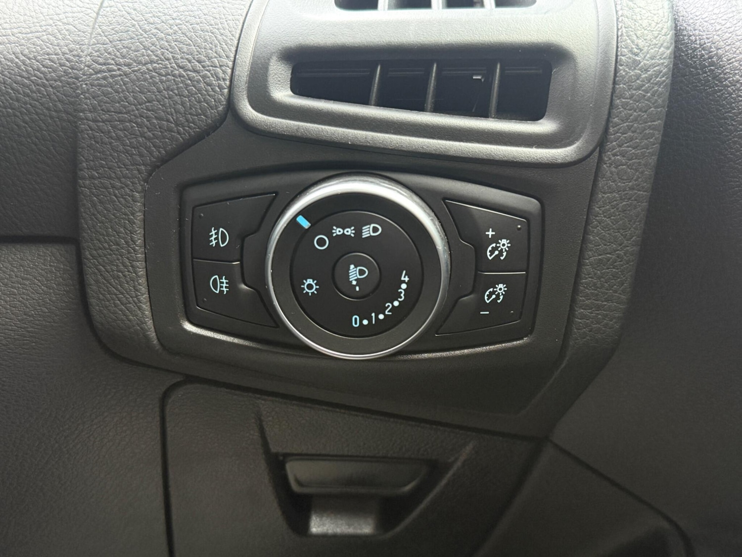 Used Ford Focus for sale - 76727122: Photo 31