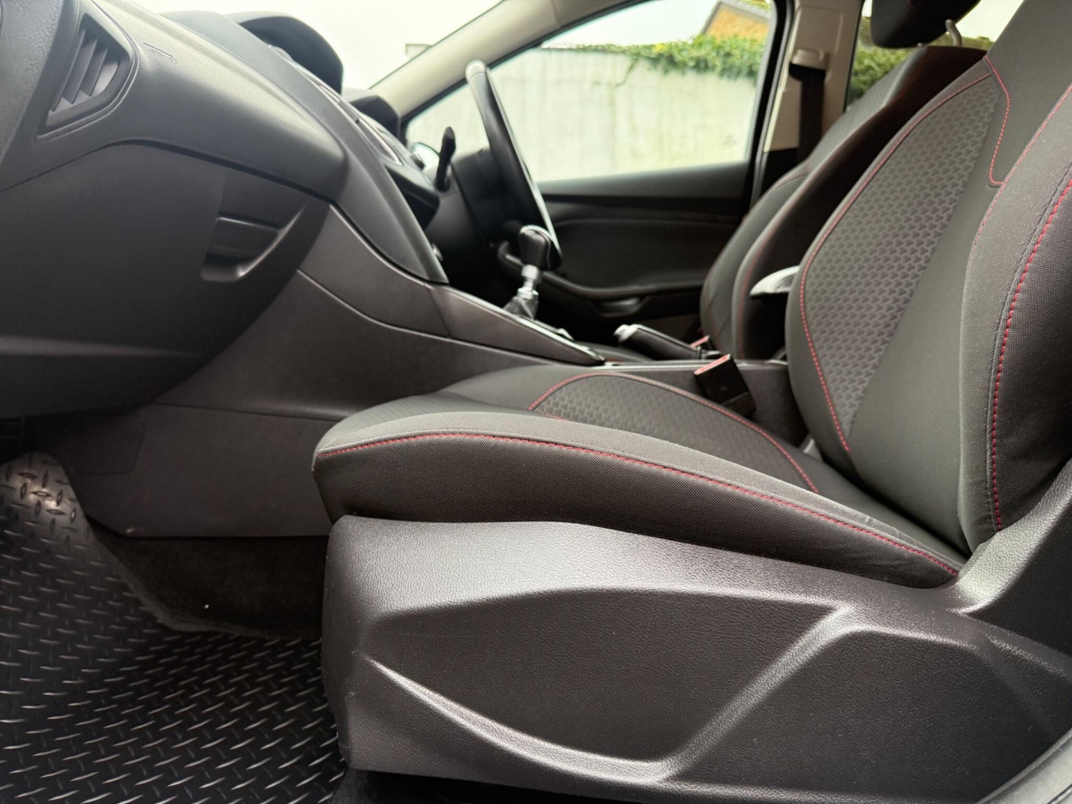 Used Ford Focus for sale - 76727122: Photo 45