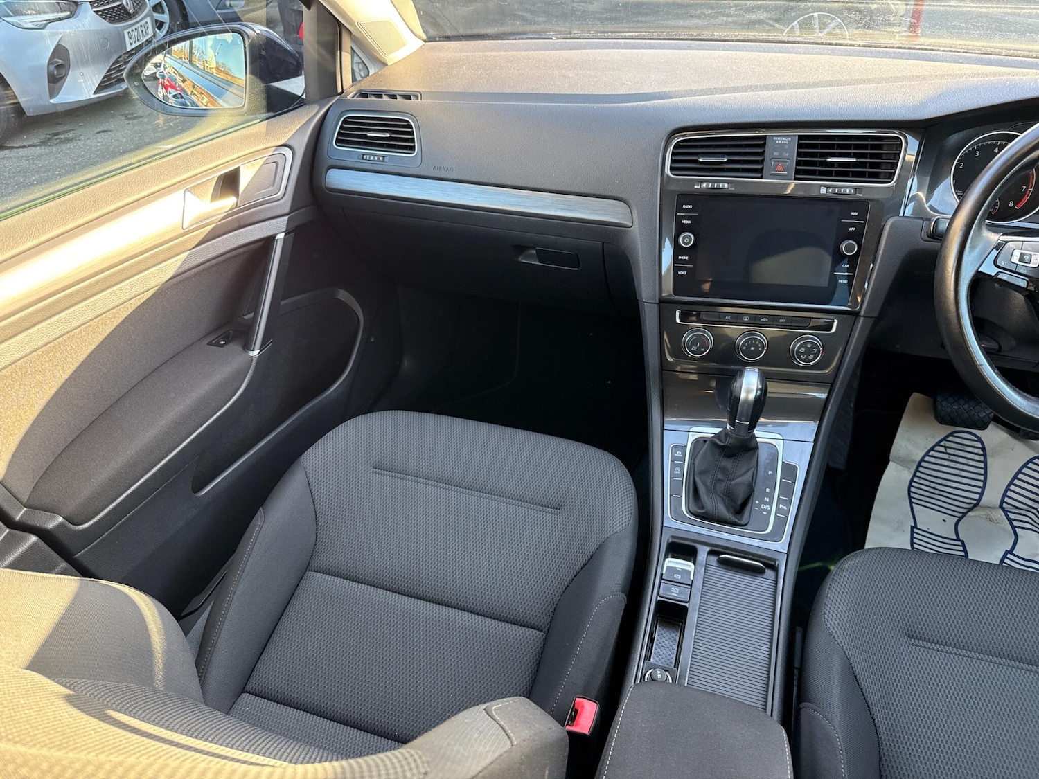 Used Volkswagen Golf 2018 for sale - 76975935: Photo 15