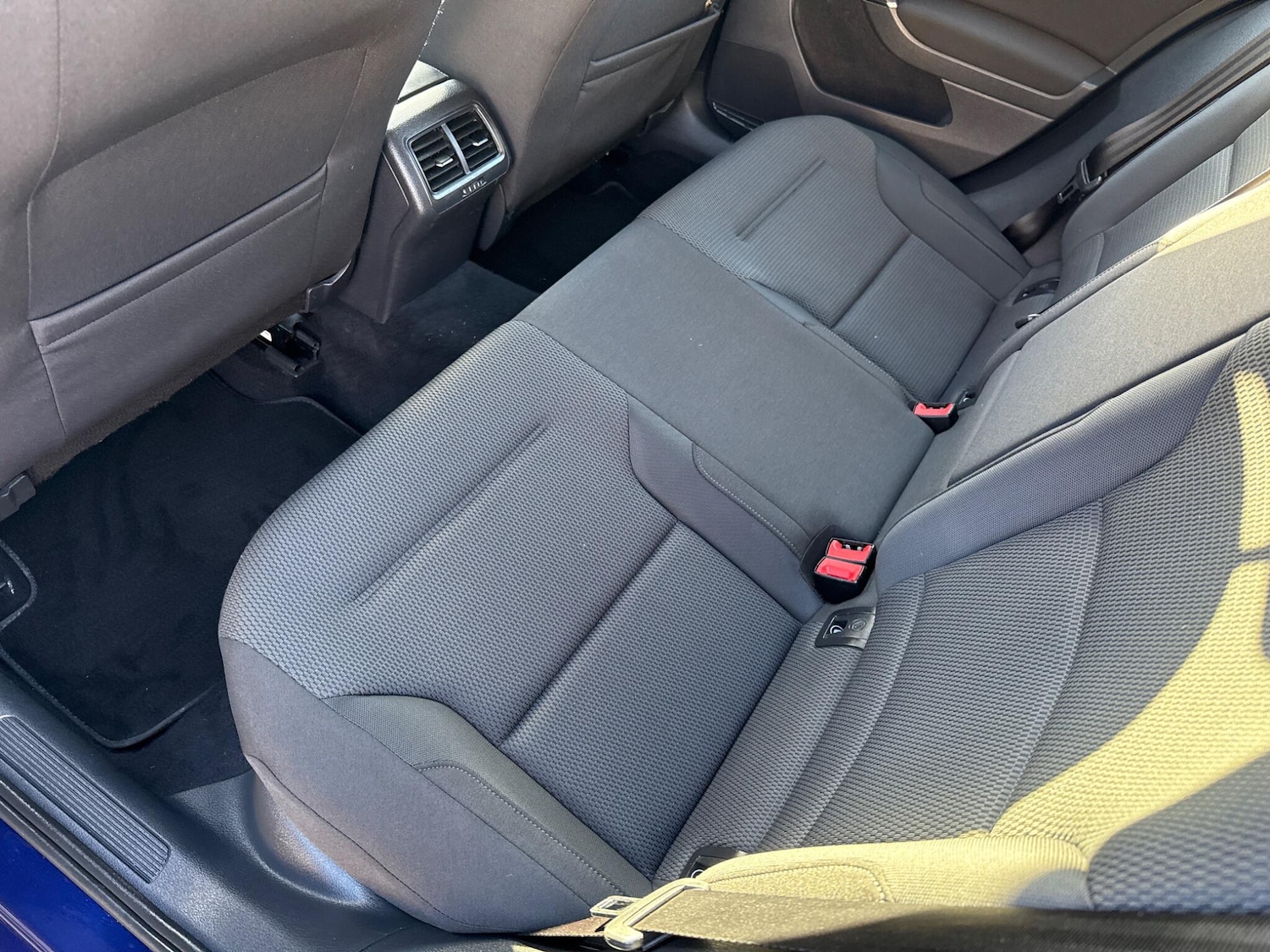 Used Volkswagen Golf 2018 for sale - 76975935: Photo 20