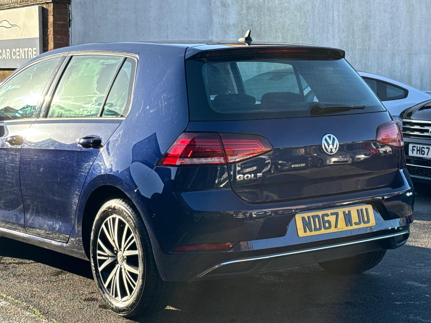 Used Volkswagen Golf 2018 for sale - 76975935: Photo 5