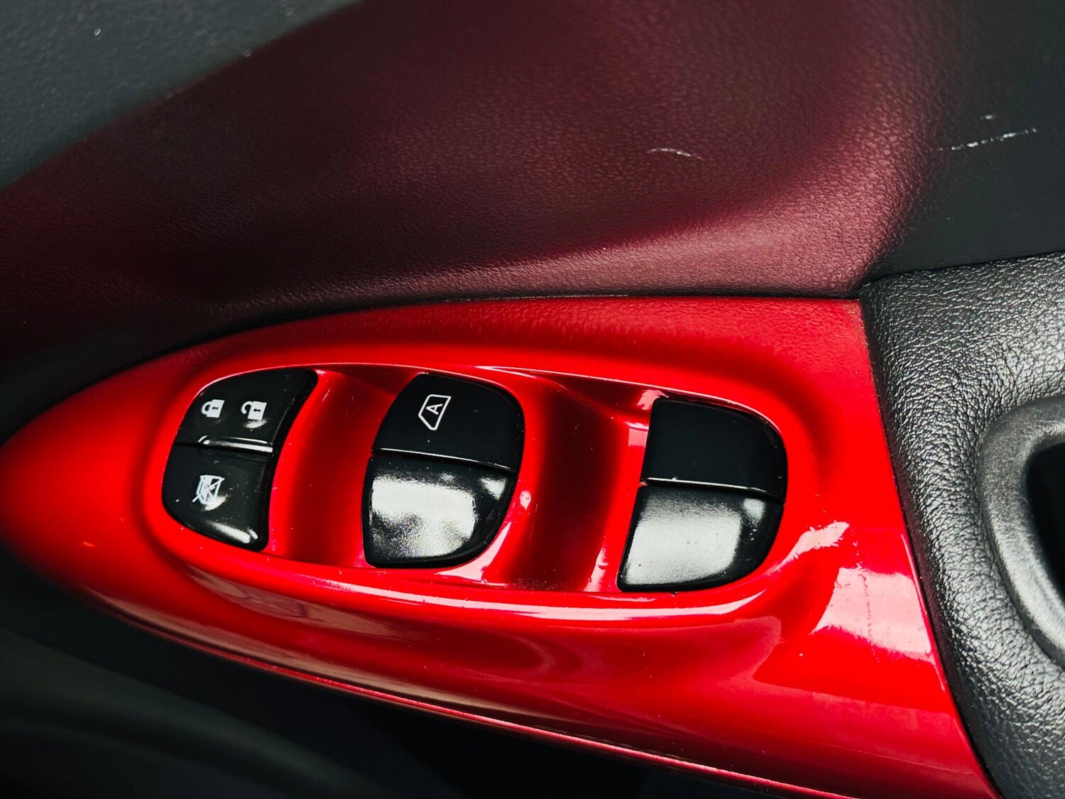 Used Nissan Juke 2016 for sale - 77479011: Photo 31