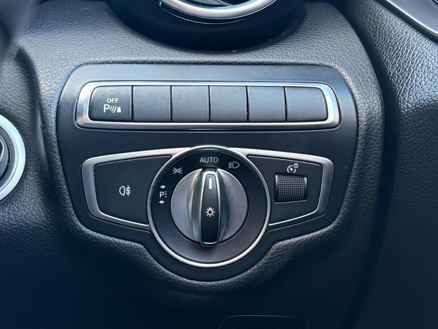 Used Mercedes-Benz C Class 2017 for sale - 76592201: Photo 32