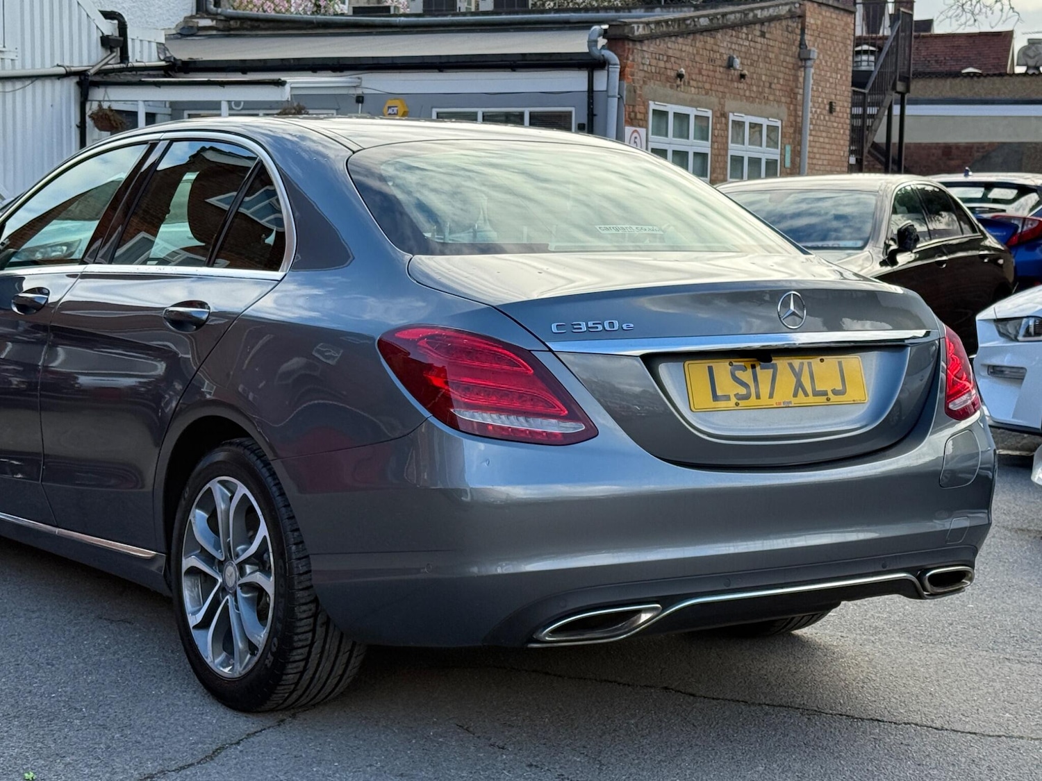 Used Mercedes-Benz C Class 2017 for sale - 76592201: Photo 5