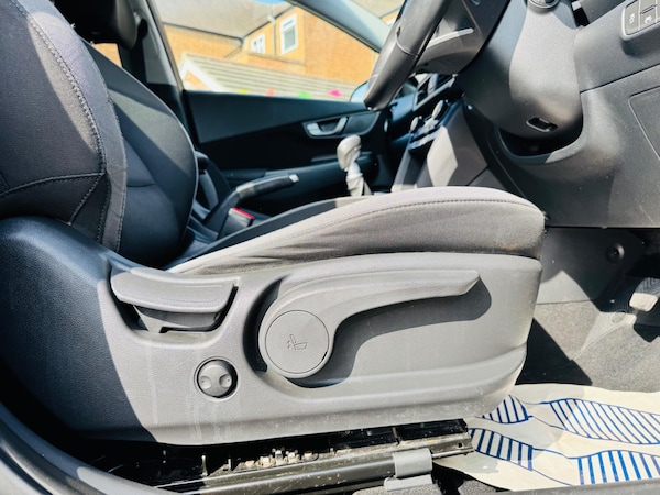 Used Hyundai KONA 2018 for sale - 74908197: Photo 13