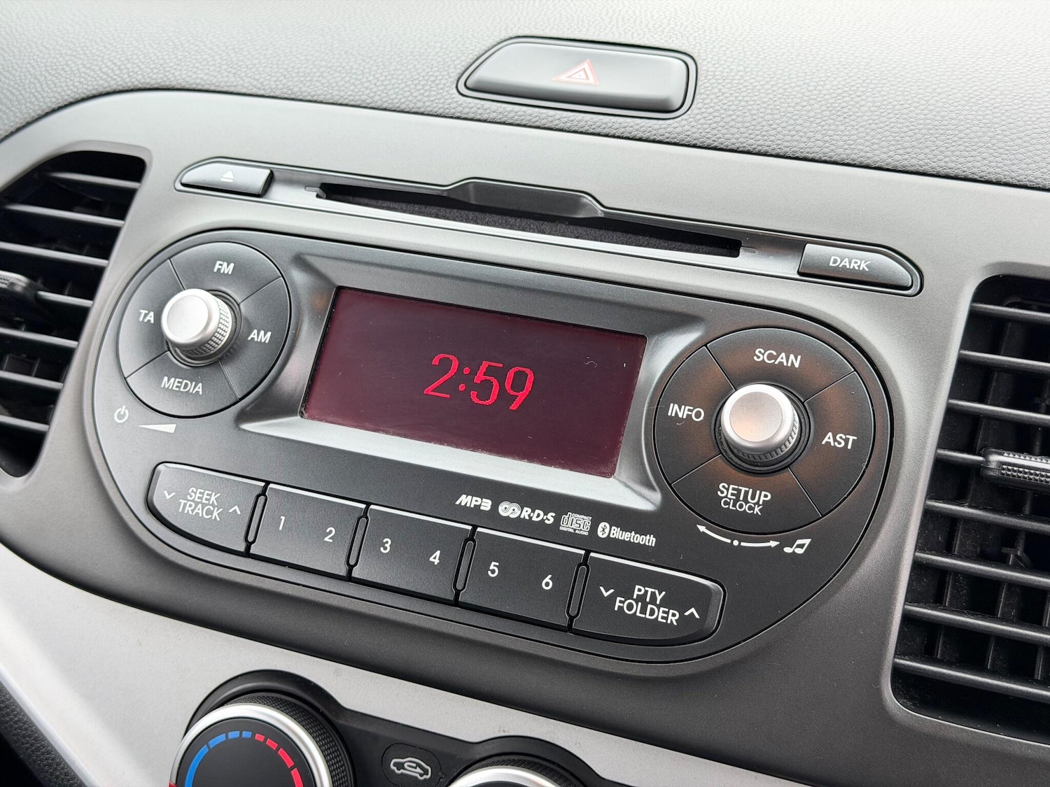 Used Kia Picanto 2012 for sale - 76246777: Photo 38