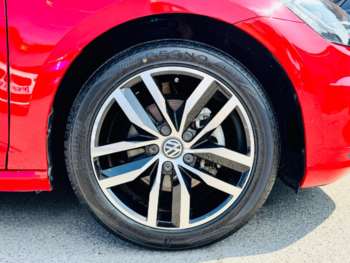 Used Volkswagen Golf 2018 for sale - 75031431: Photo