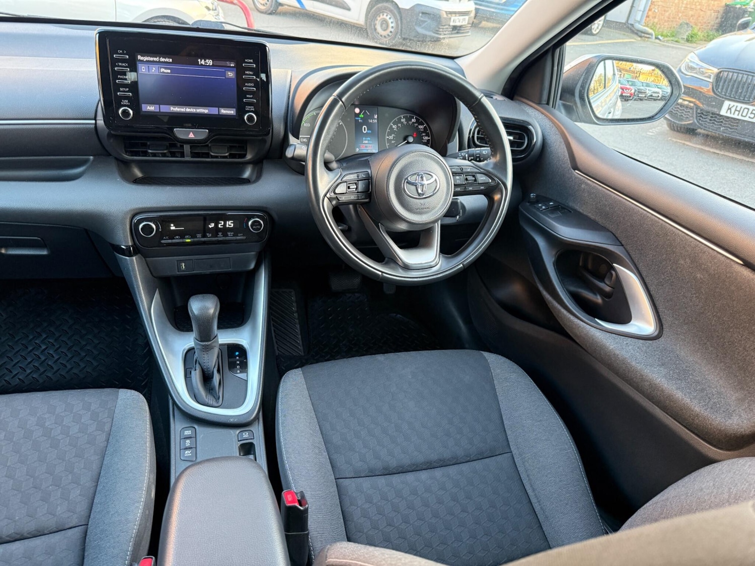 Used Toyota Yaris 2021 for sale - 76606966: Photo 17