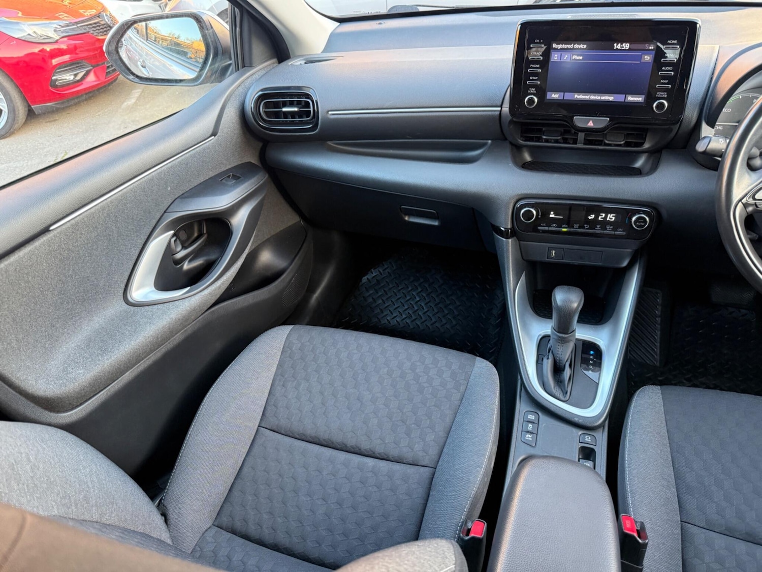 Used Toyota Yaris 2021 for sale - 76606966: Photo 18