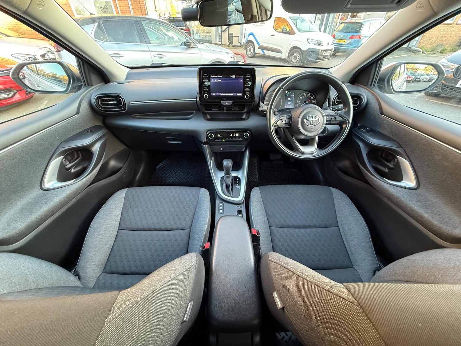 Used Toyota Yaris 2021 for sale - 76606966: Photo 19