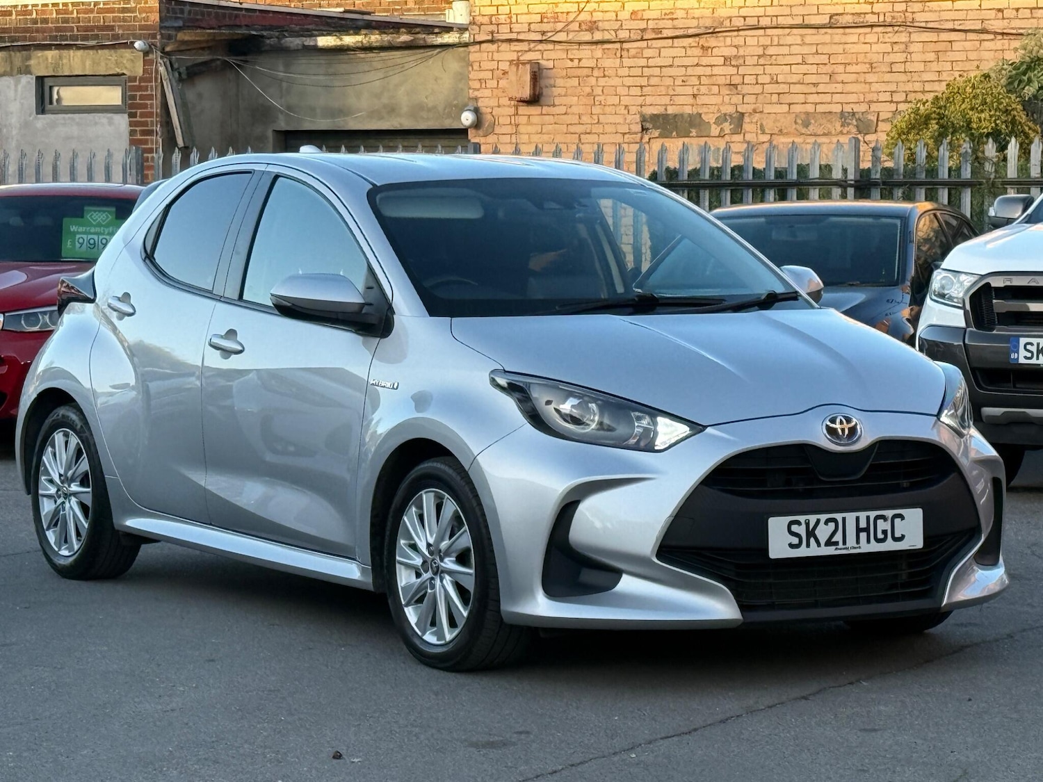 Used Toyota Yaris 2021 for sale - 76606966: Photo 2